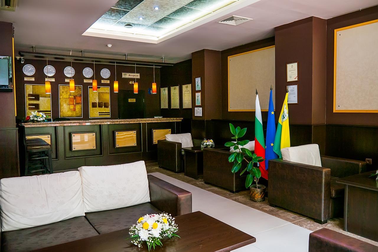 Hotel Kabile Yambol Exterior photo